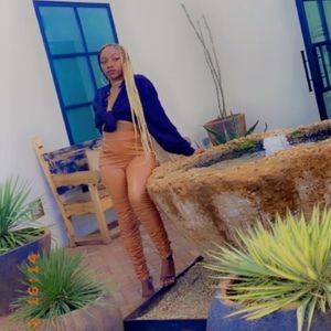 Meet your Posher, Deirde